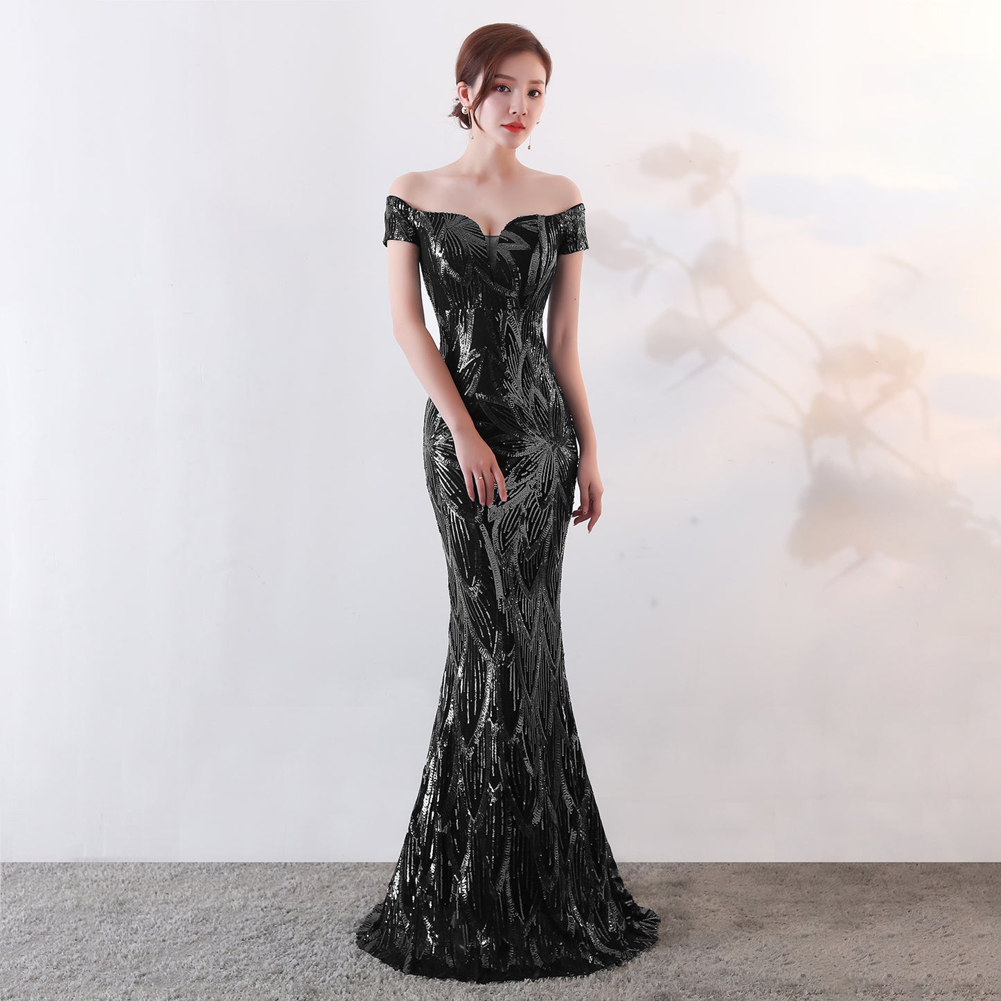 Off-Shoulder Long Fish Tail Sequined Slim-Fit Banquet Gown