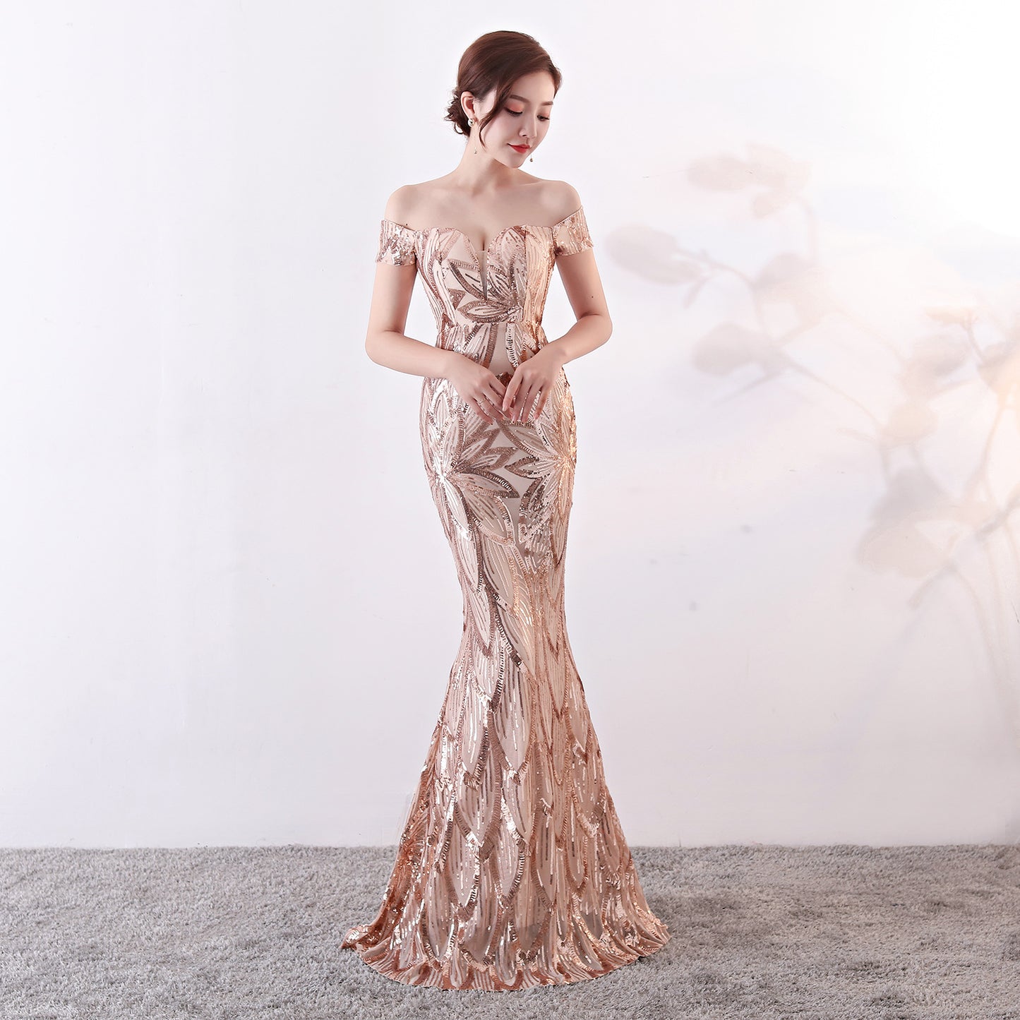 Off-Shoulder Long Fish Tail Sequined Slim-Fit Banquet Gown